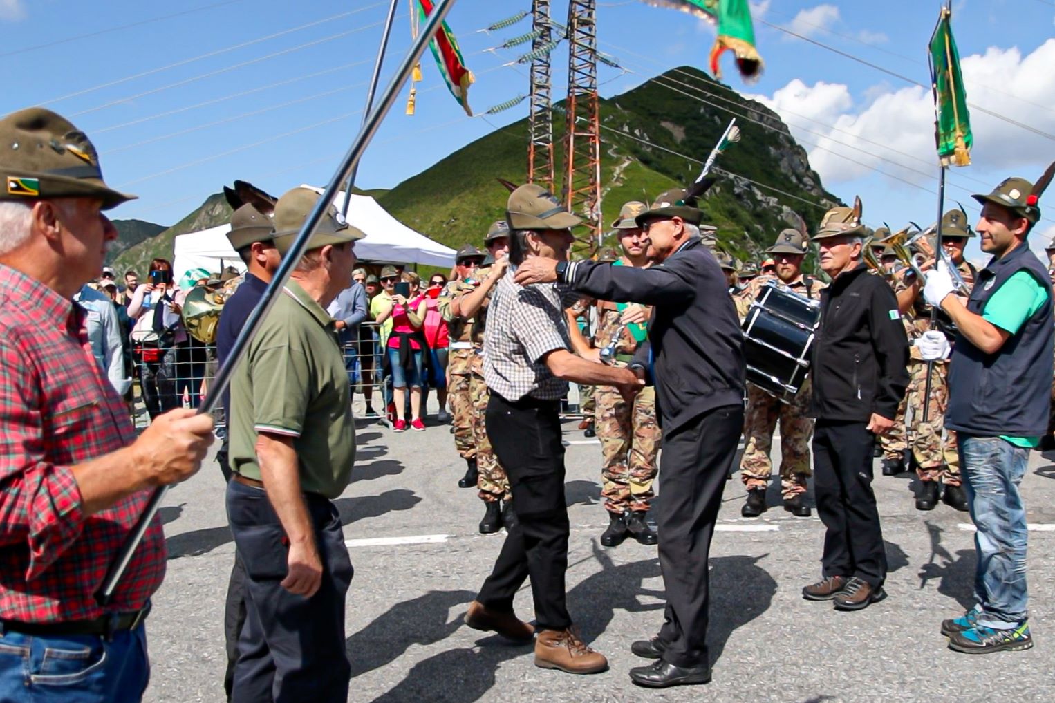 Al passo San Marco il 50° raduno tra alpini bergamaschi e valtellinesi
