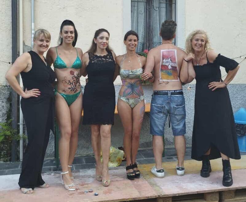 Body painting e musica con dj a Valtorta. L’artista ricorda Piero Busi
