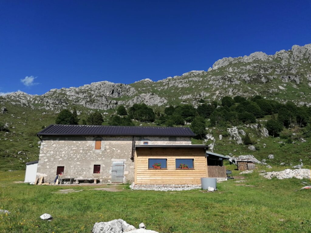 Malore sul Monte Alben, interviene l’elisoccorso per una 60enne