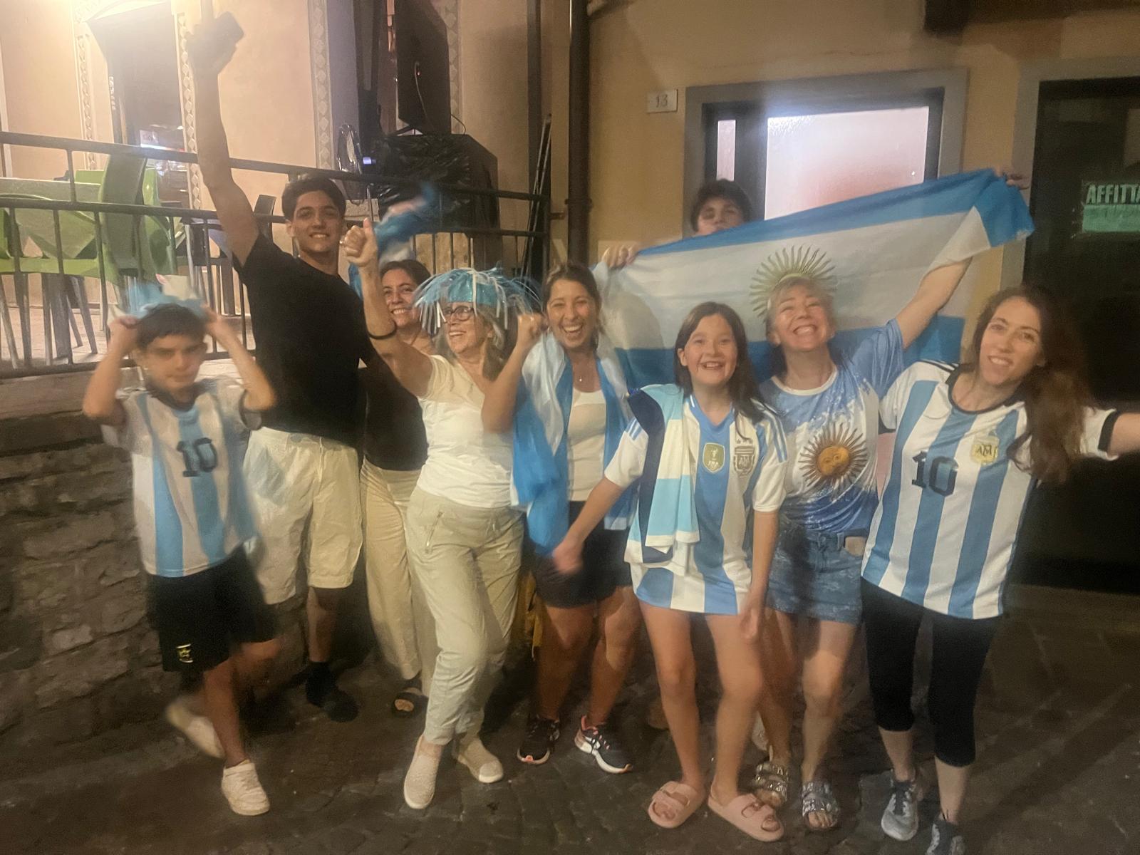 Messi in finale, in festa anche gli Argentini della Val Brembana – VIDEO