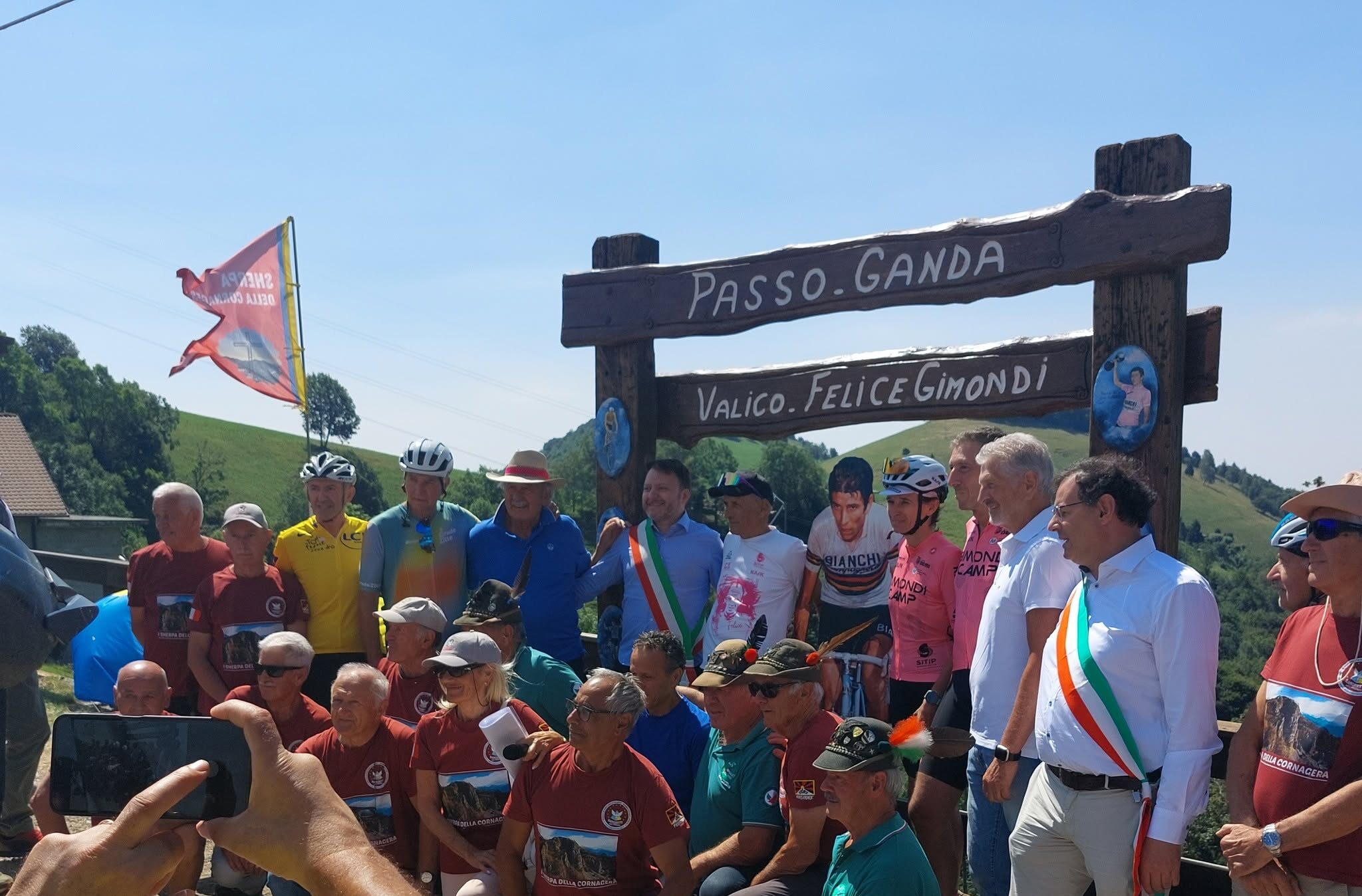Passo Ganda, un’effigie per Felice Gimondi: l’omaggio al campione di Sedrina