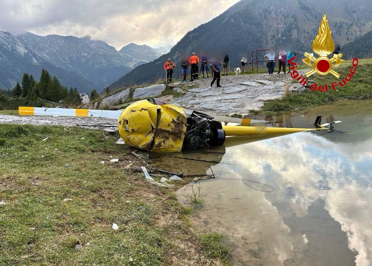 Foppolo, elicottero cade in fase di atterraggio: feriti pilota e vicesindaco