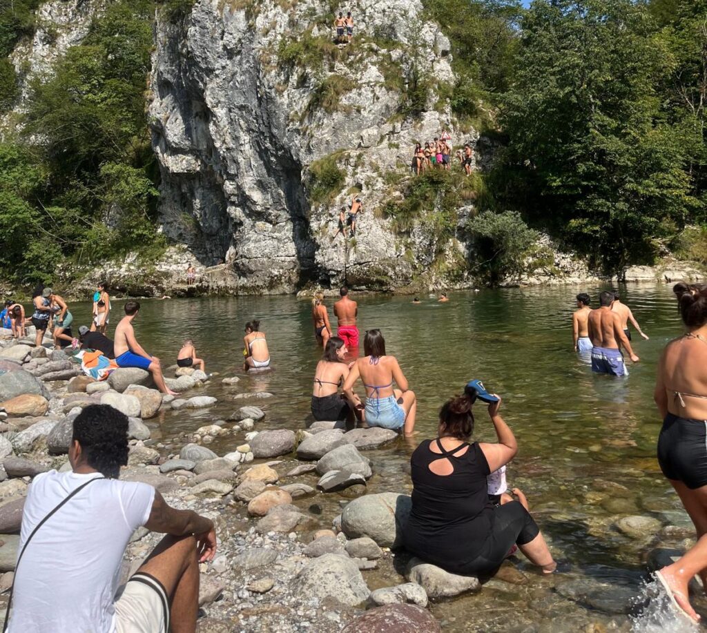 Super caldo, assalto alla valle. E Brembo beach fa il pieno