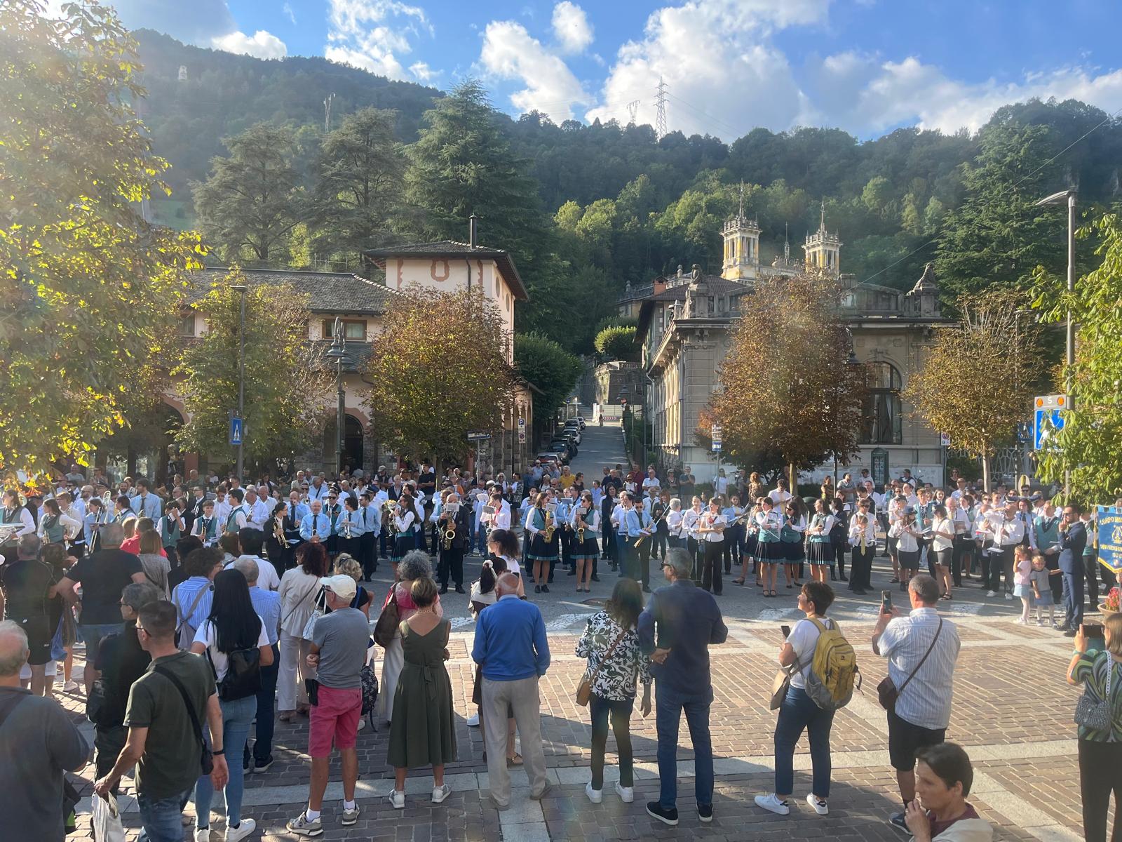 Banda di San Pellegrino, la festa per i 120 anni con un maxi concerto